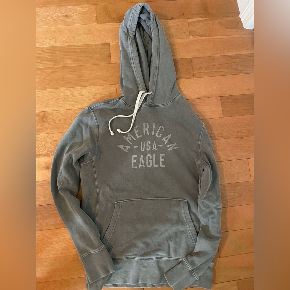 American Eagle Outfitters Men's Gray Hoodie